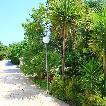 Garden Eco-holiday *